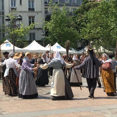 13052023 fete de la bretagne spectacle de rue 1