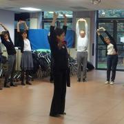20102019- Etirements avant la danse