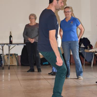 2022 19 11 stage bazouges travail des genoux